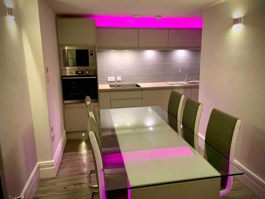 Saltrock Luxury Apartment Blackpool Ngoại thất bức ảnh